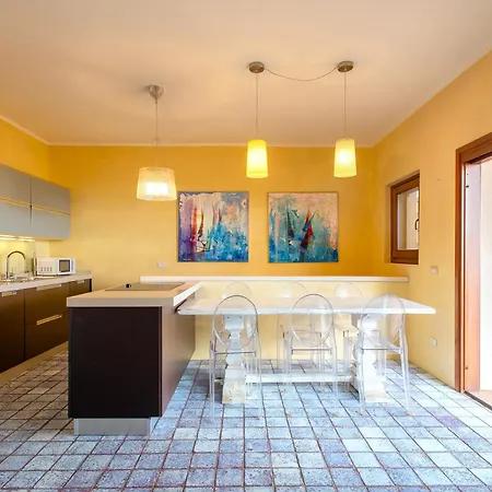 Casa Marina A 150mt Dalla Pelosa Ferienhaus